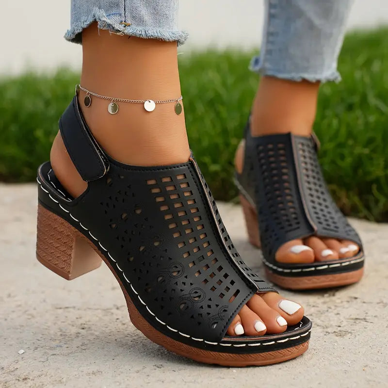 Women's Elegant Fashion Hollow Out Chunky Heels Sandals