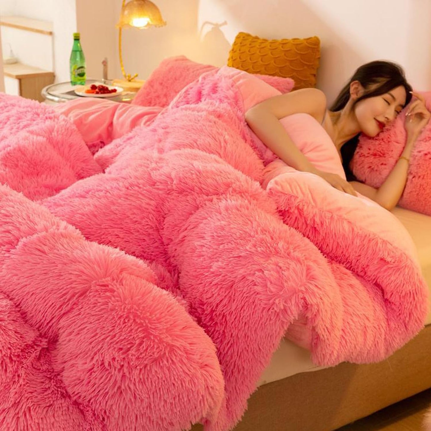 Luxury Plush Mink Thick Faux Fur Quilt, Lightweight Breathable Warm Thick Bed Quilt, Modern Casual Super Soft Four Seasons Fluffy Bedding