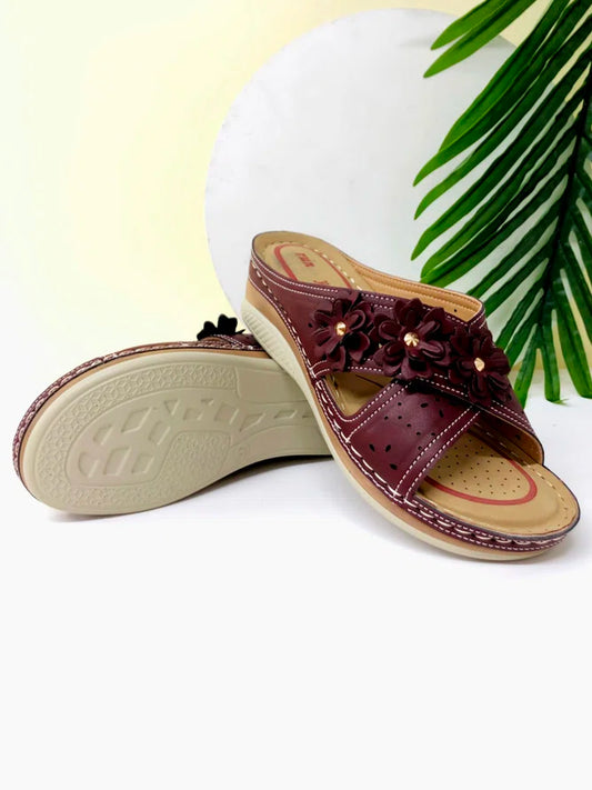 Lightweight Comfortable Vintage Floral Cutout Wedge Platform Slippers